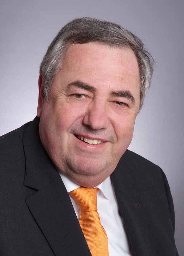 1. Vorsitzender: Johannes Adam Adam